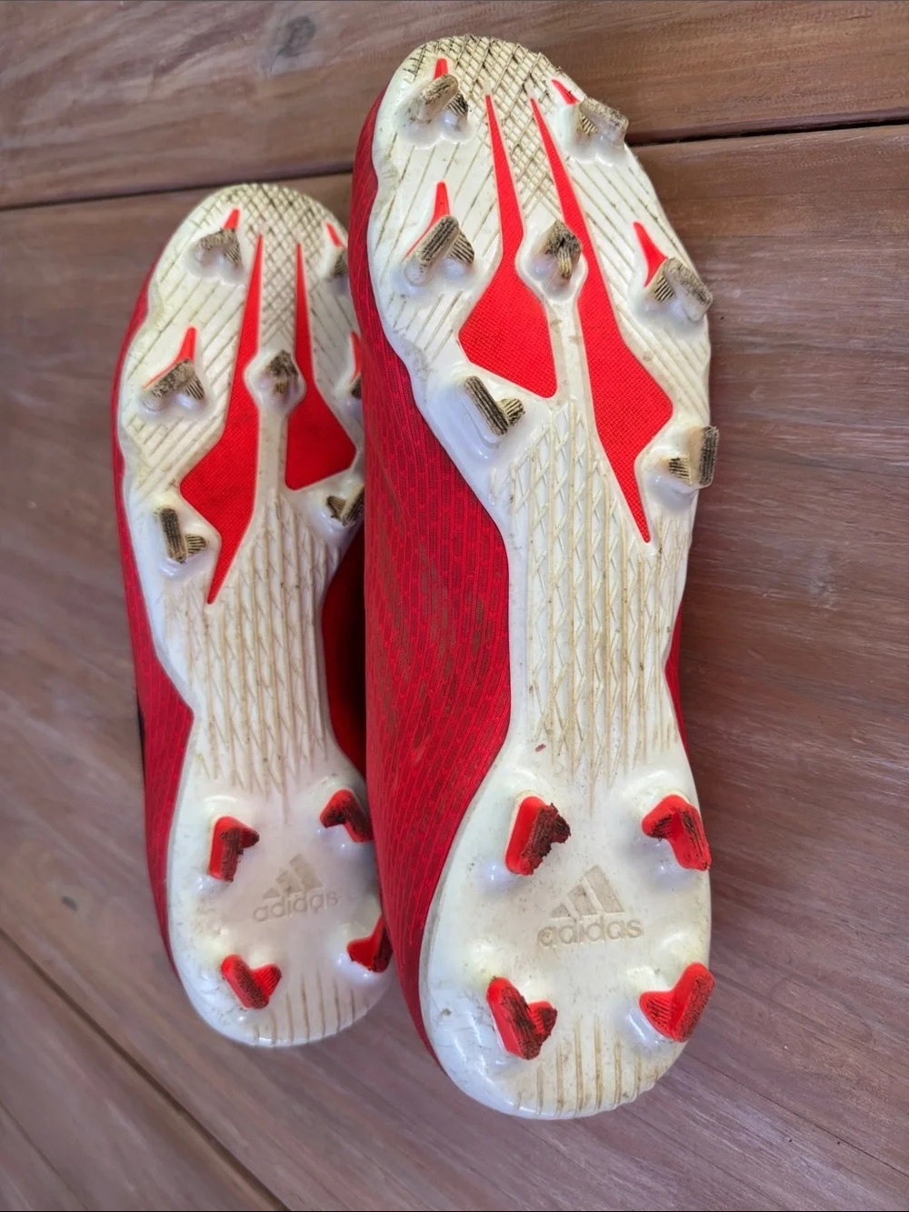 Adidas X speedflow 3. Red Slip-On Soccer Shoes with Black Accents
